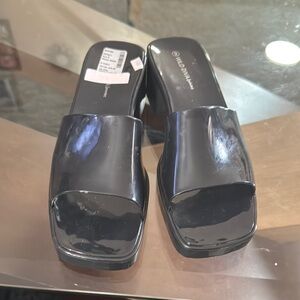 Wild Diva Black Flats Minimalist Design